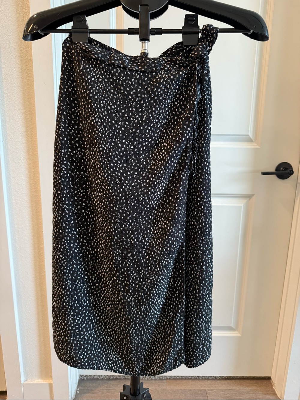Kirious Los Angeles Black Midi Wrap Skirt with White Dot Print